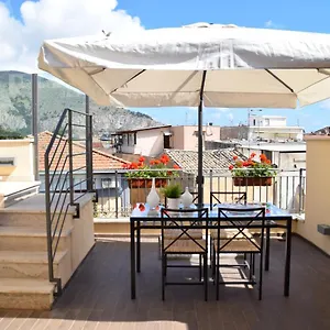 https://palermo-holidays.sicilyhotelsitaly.net